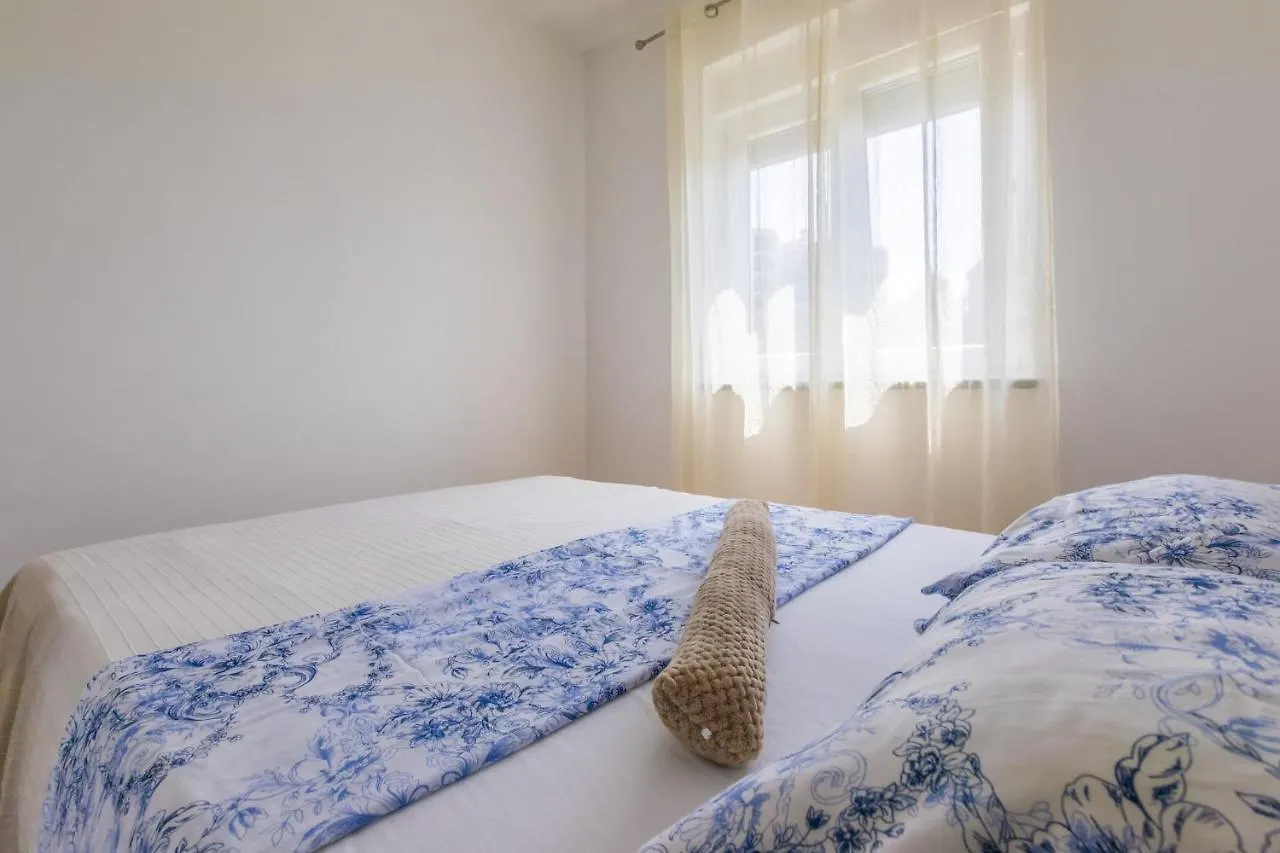Silber 1 Apartment Crikvenica 0*,  Croatia