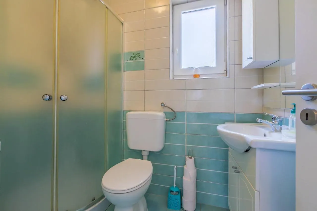 Silber 1 Apartment Crikvenica 0*,